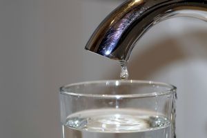 Az ivóvízben lévő nitrát növeli a kolorektális rák kockázatát
