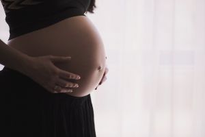 A terhesség alatti gyógyszerszedés veszedelmei